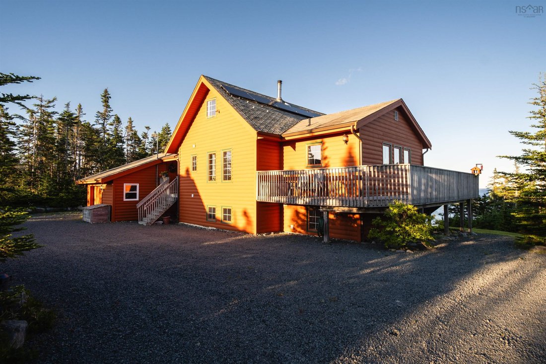 House in Sonora, Nova Scotia, Canada 4 - 14532575