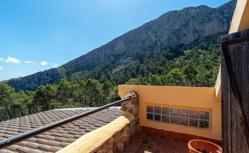 Azienda agricola a Puigpunyent, Isole Baleari, Spagna 1