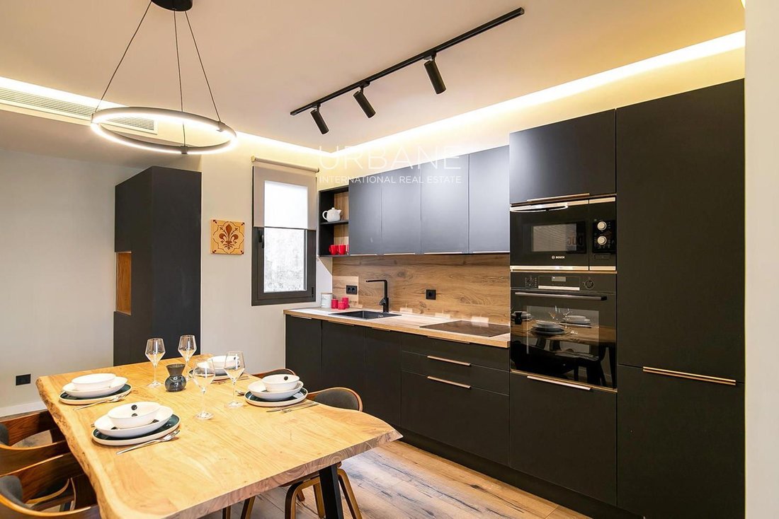 Apartment in Eixample, Barcelona, Spain 3 - 14531848