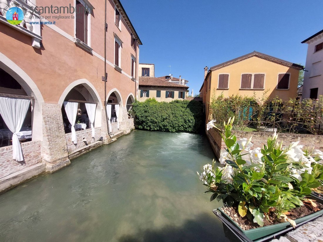 House in Cathedral - Piazza dei Signori, Treviso, Italy 3 - 14532920