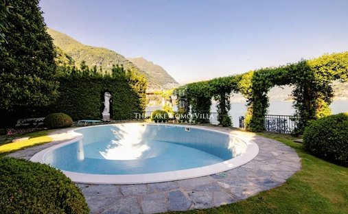 Appartement à Moltrasio, Lombardie, Italie 1