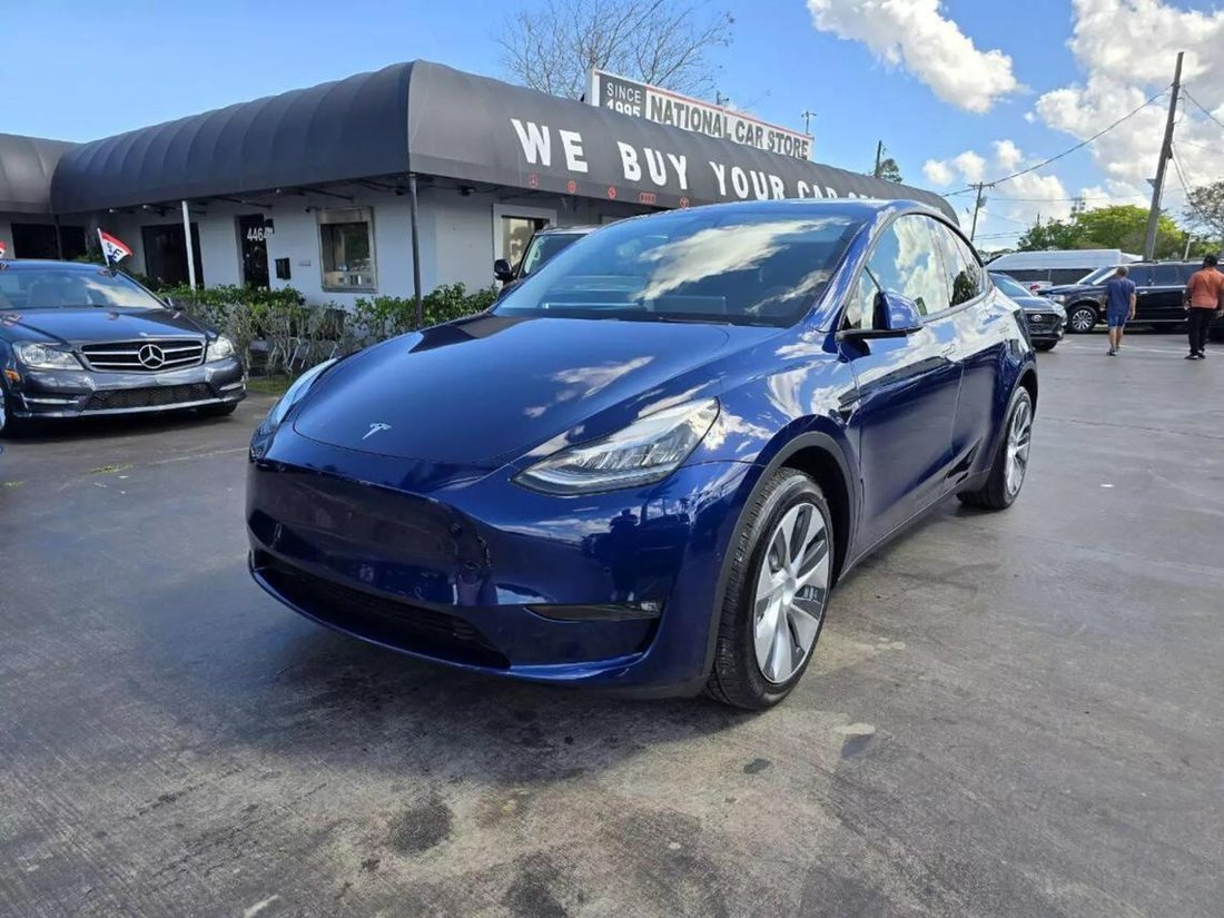 Suv in West Palm Beach, FL, United States 1 - 14533743