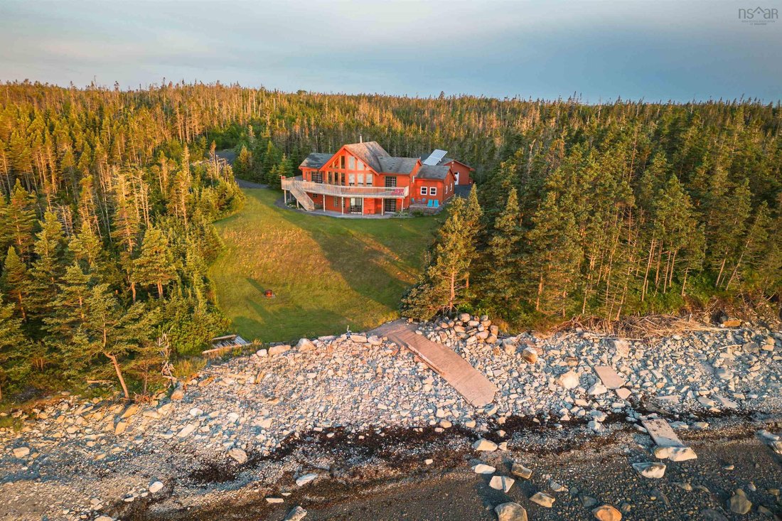 House in Sonora, Nova Scotia, Canada 1 - 14532575