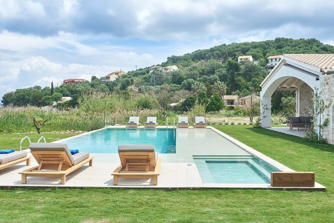 Villa in Corfu, Peloponnese, Western Greece and the Ionian, Greece 5 - 14536573