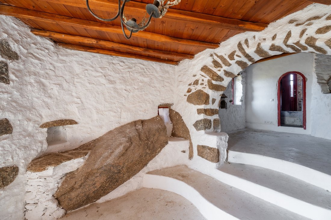 House in Ano Mera Community, Aegean, Greece 3 - 14529469