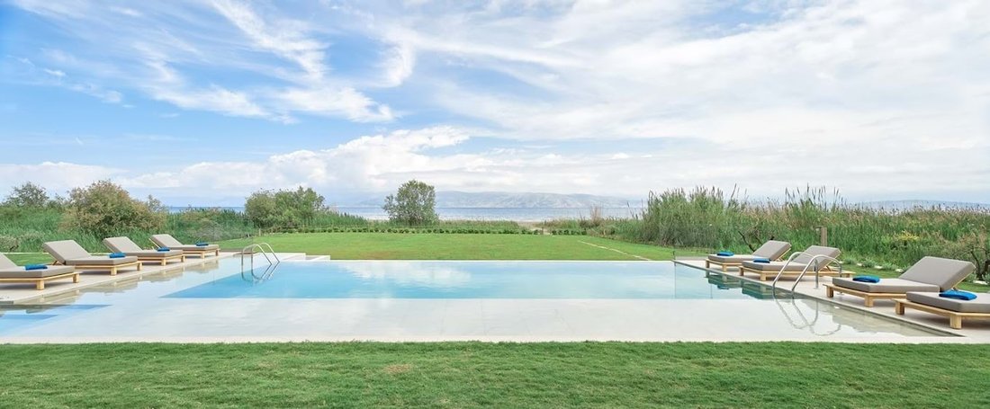 Villa in Corfu, Peloponnese, Western Greece and the Ionian, Greece 3 - 14536573