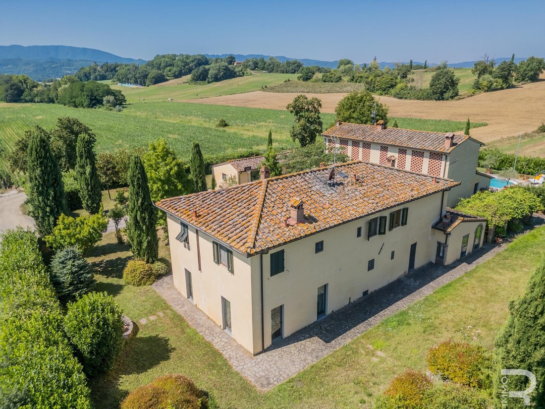 Farm Ranch in Vicchio, Tuscany, Italy 1 - 14537491