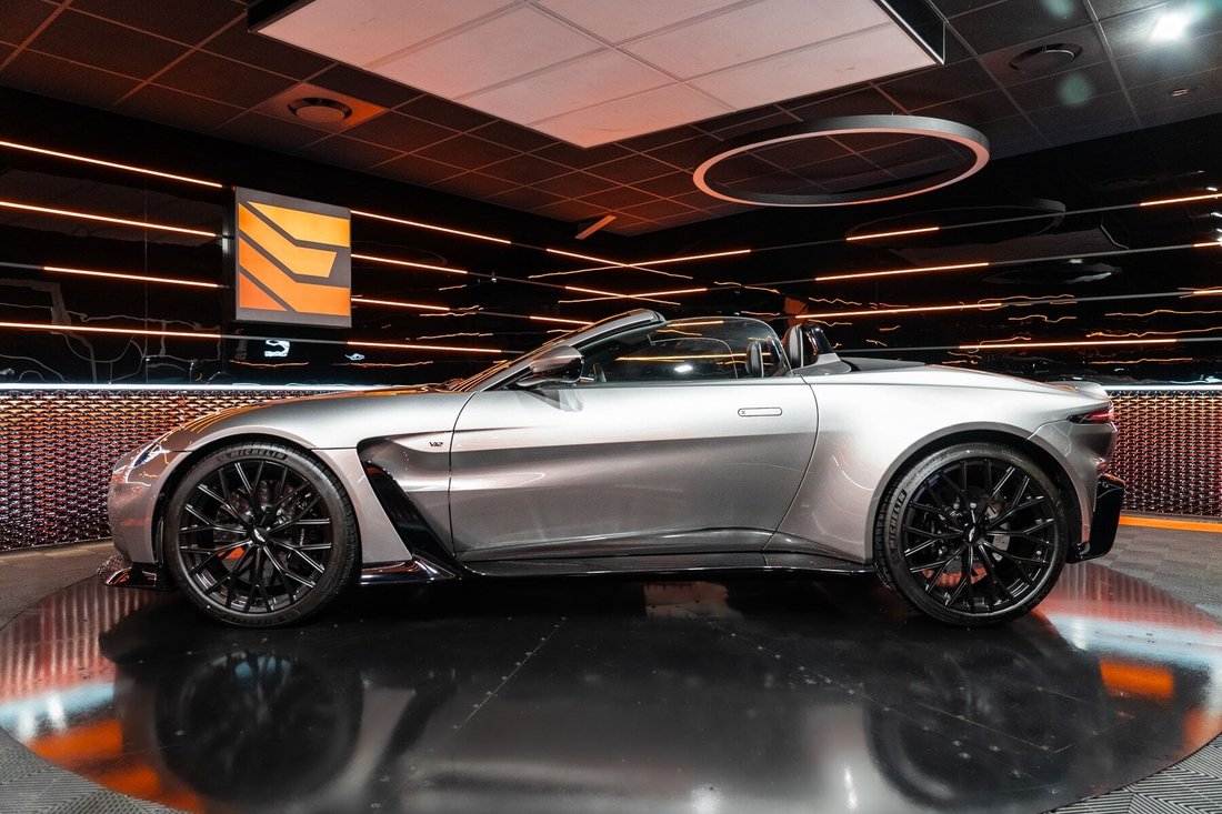Roadster in Rivesaltes, Occitanie, France 2 - 14537526
