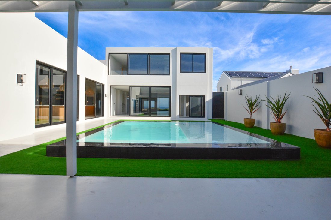 House in Yzerfontein, Western Cape, South Africa 2 - 14540453