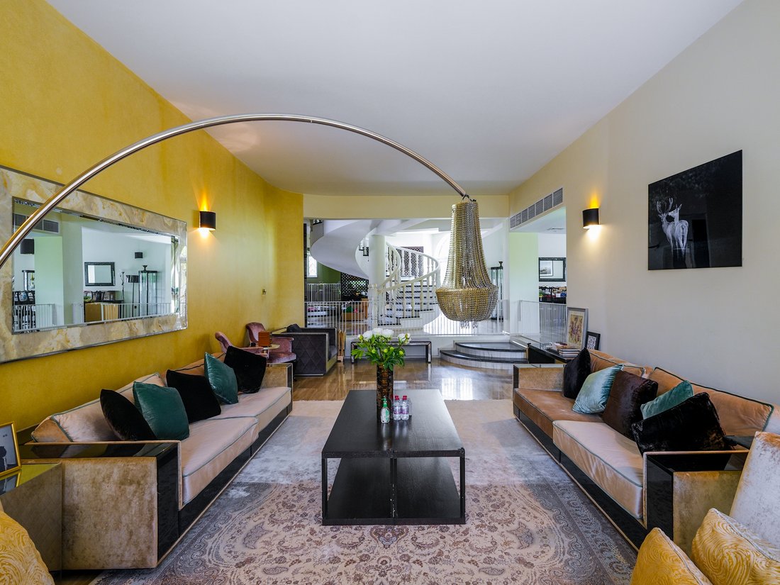 Villa in Jumeirah, Dubai, United Arab Emirates 2 - 14539199