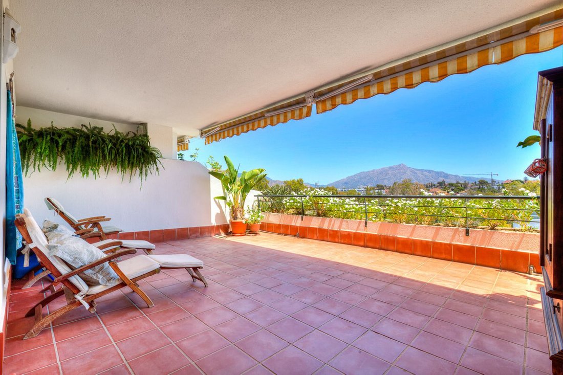 Penthouse in Guadalmina Alta, San Pedro de Alcantara, Spain 2 - 14540124