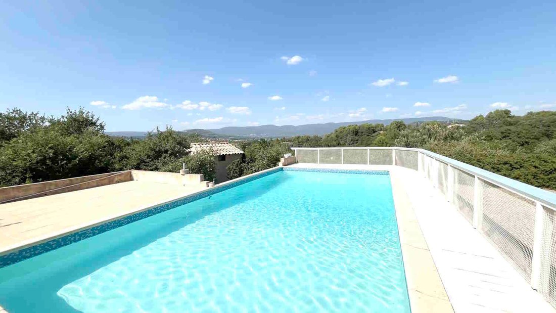 House in Apt, Provence-Alpes-Côte d'Azur, France 1 - 14388584