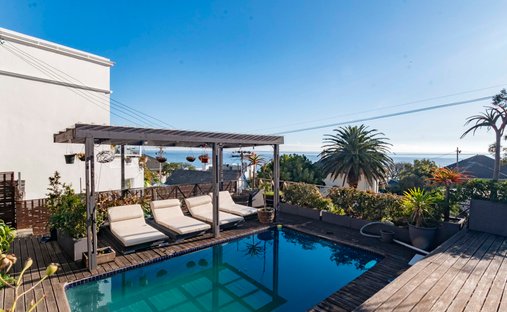 Casa di campagna a Camps Bay, Costa Atlantica, Città del Capo 1