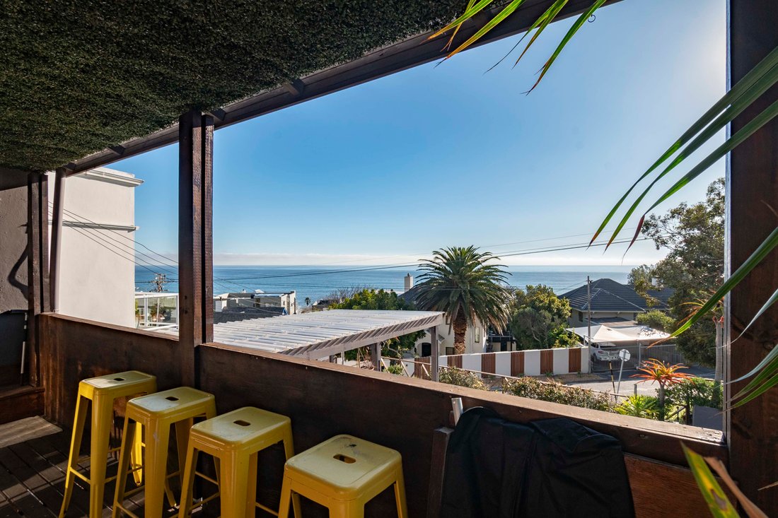 Country House in Camps Bay, Cape Town, South Africa 4 - 14539011