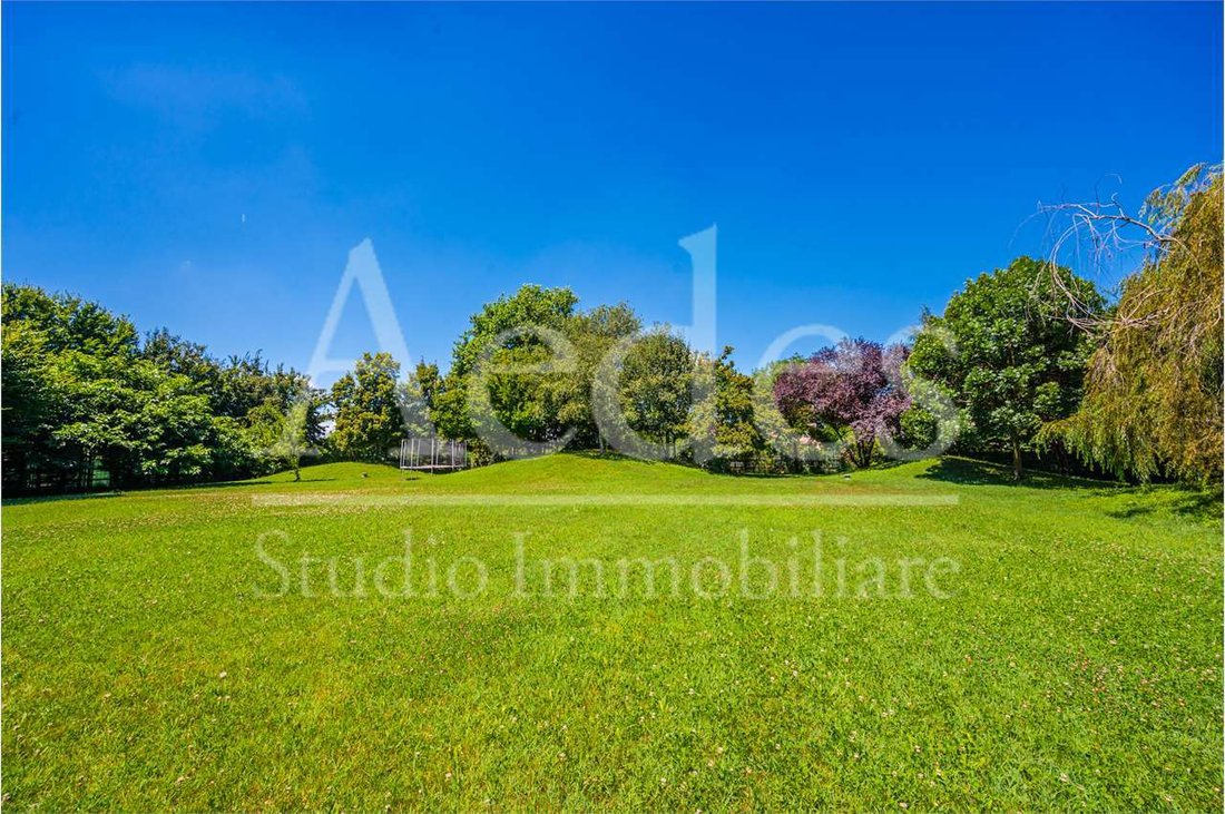 Villa in Historic Center, Modena, Emilia-Romagna 1 - 14539726