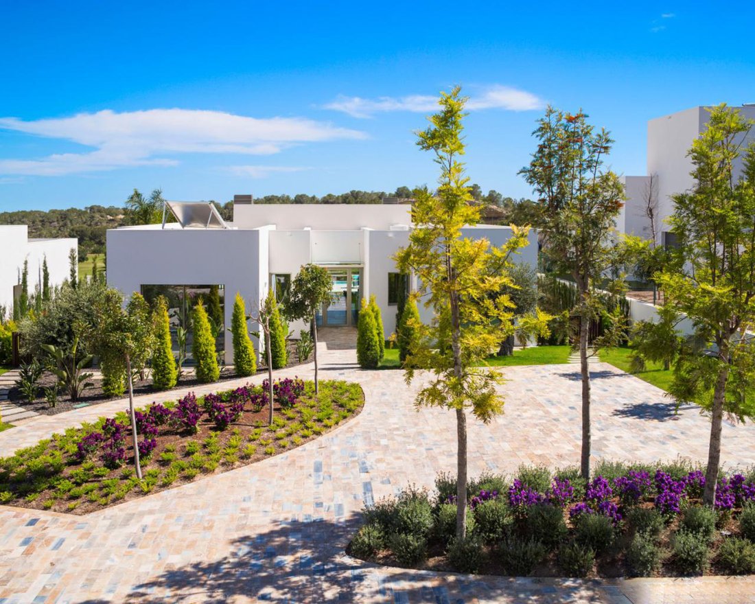 Villa in Orihuela, Valencian Community, Spain 1 - 12415194