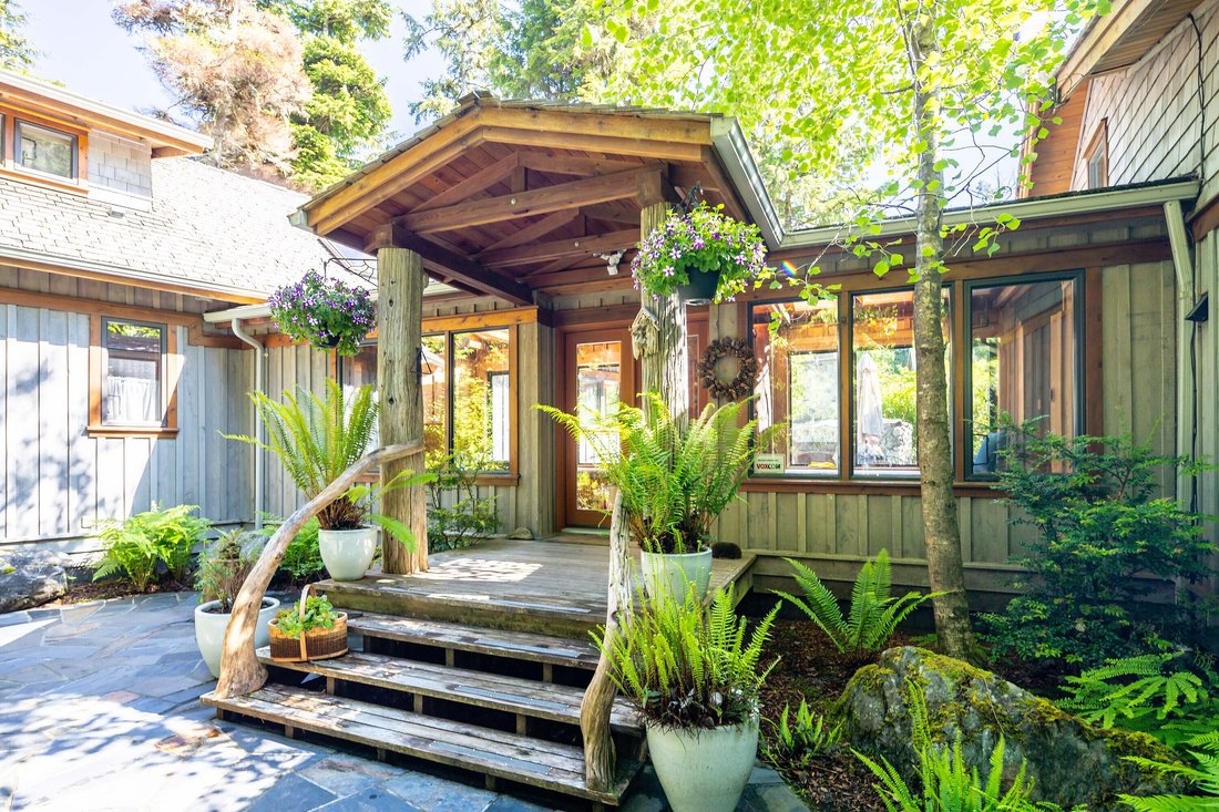 House in Tofino, British Columbia, Canada 4 - 14538845