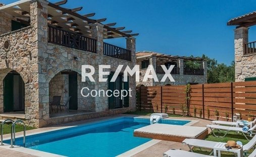 Mesou Gerakariou, Alykes, Greece 1