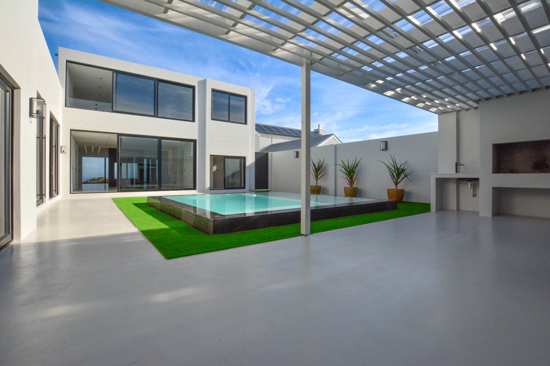 House in Yzerfontein, Western Cape, South Africa 1 - 14540453
