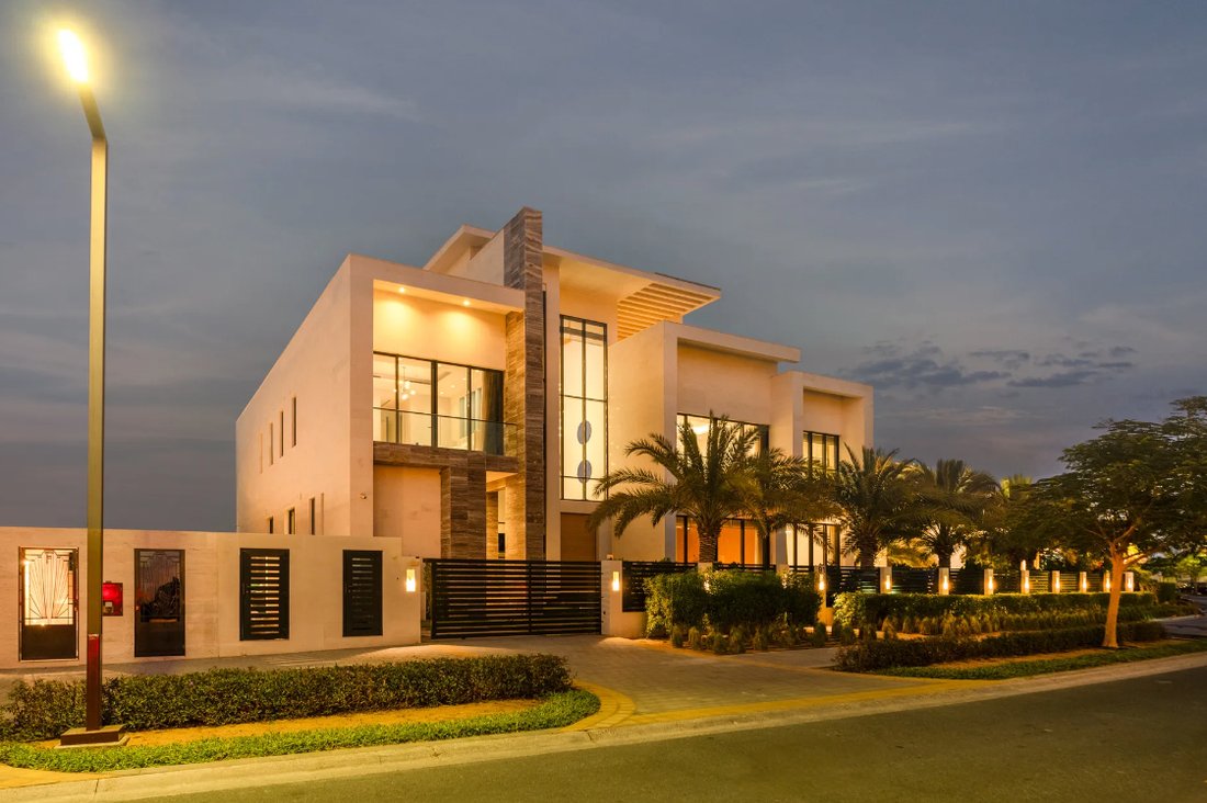 Villa in Hadaeq Sheikh Mohammed Bin Rashid, Dubai, United Arab Emirates 1 - 14540680