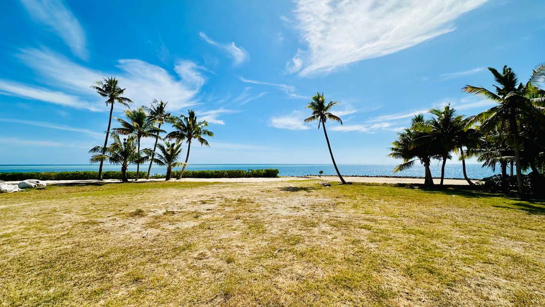 Land in Malolo Island, Western Division, Fiji 3 - 14542539