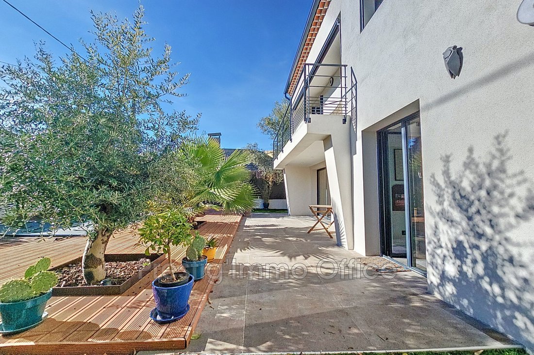 Villa in Sud, Les Angles, France 3 - 14541333