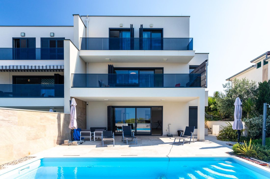 Villa in Zecevo Rogoznicko, Sibenik-Knin County, Croatia 2 - 14543480