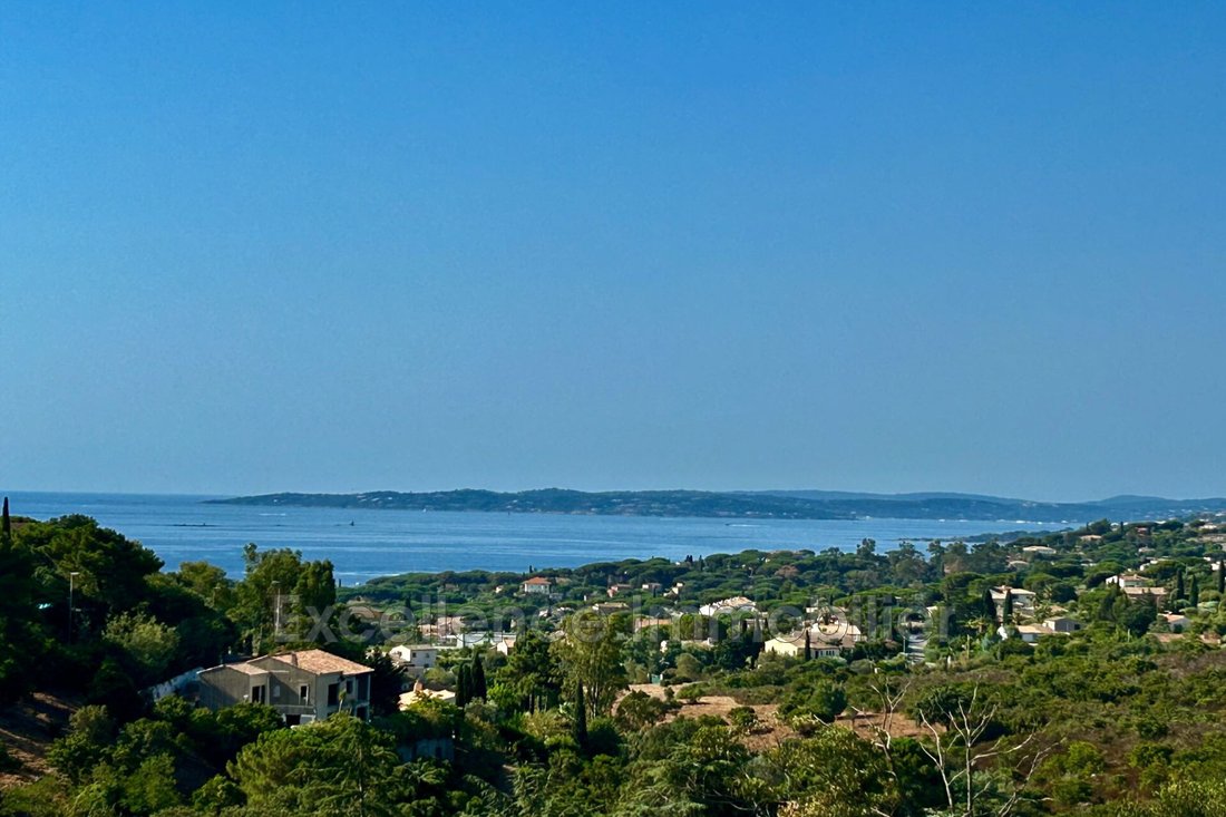 Villa in Les Issambres, Roquebrune-sur-Argens, France 1 - 14541346