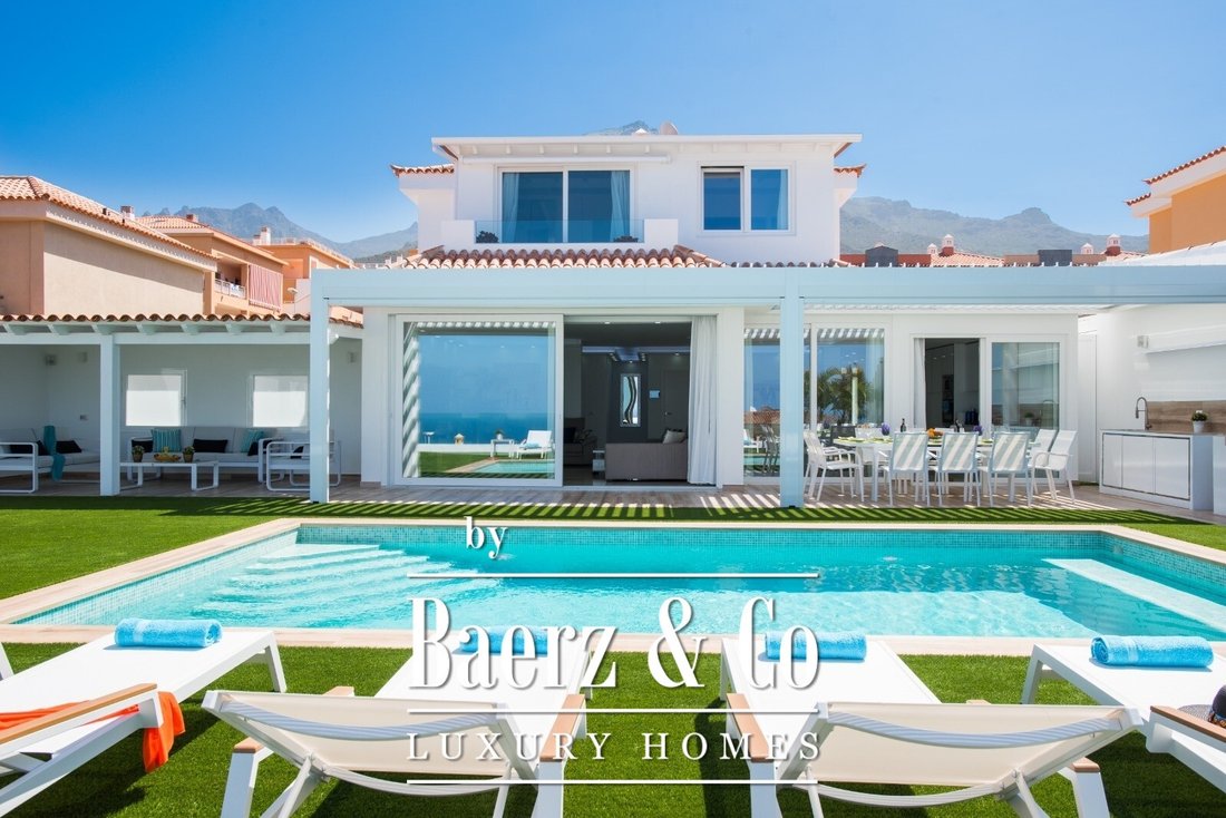 Villa in Costa Adeje, Adeje, Canary Islands 3 - 14542716
