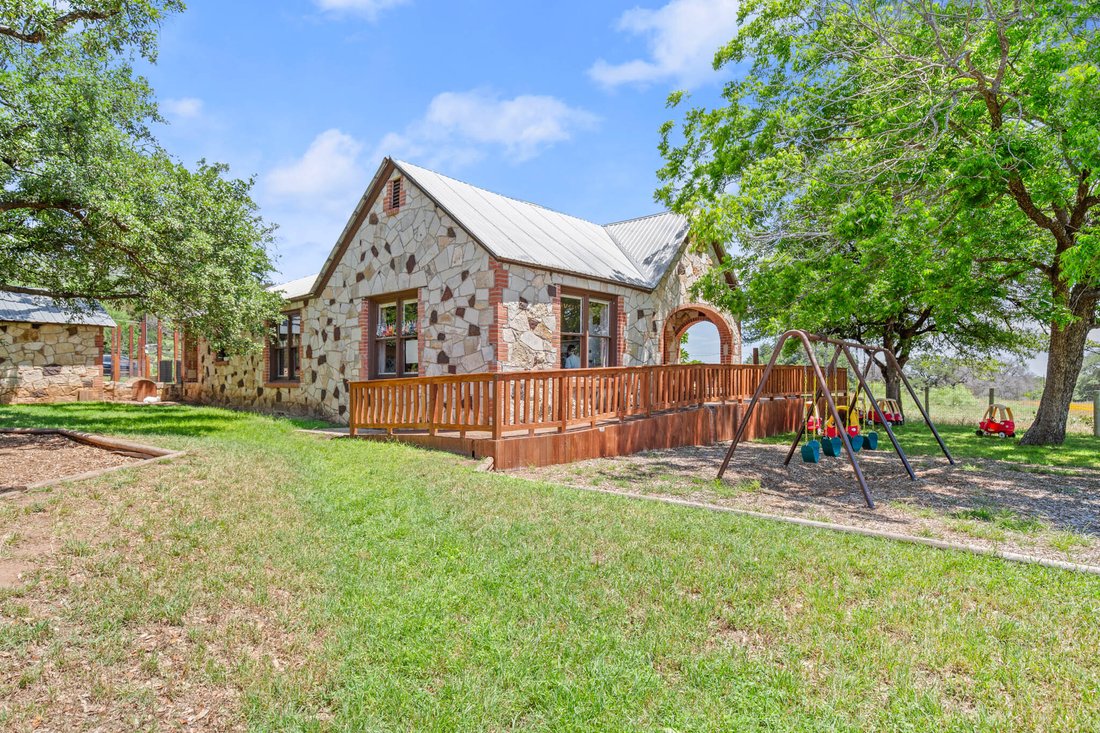 House in Spicewood, Texas, United States 2 - 14540902