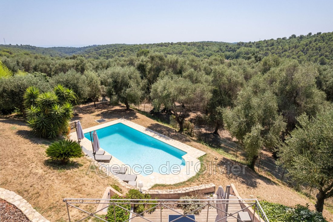 Villa in Valbonne, Provence-Alpes-Côte d'Azur, Frankreich 2 - 14541326