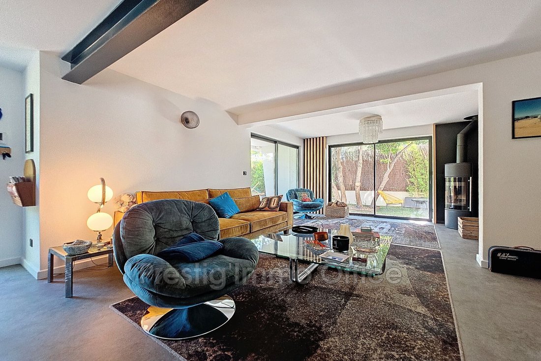 Villa in Sud, Les Angles, France 2 - 14541333