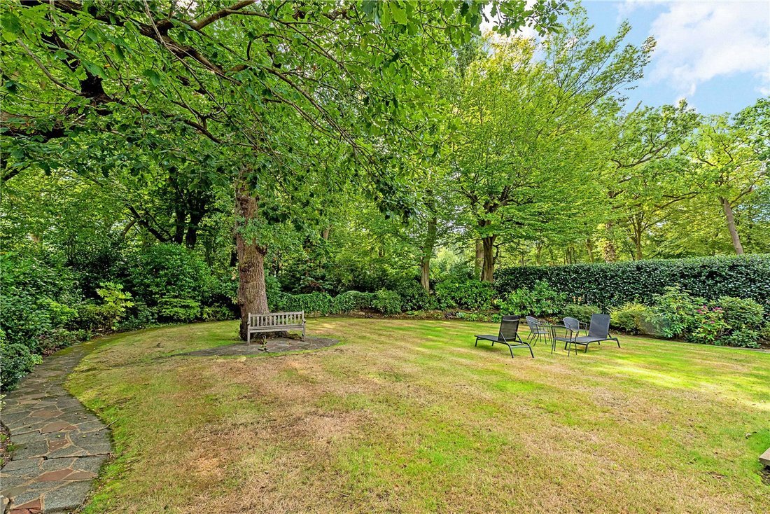 House in Hampstead Garden Suburb, Barnet, England 4 - 14541433