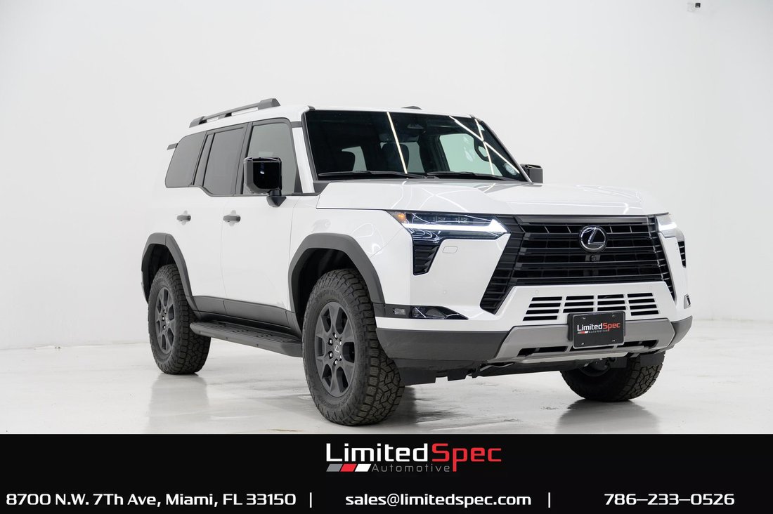 Suv in Miami, Florida, United States 3 - 14540927