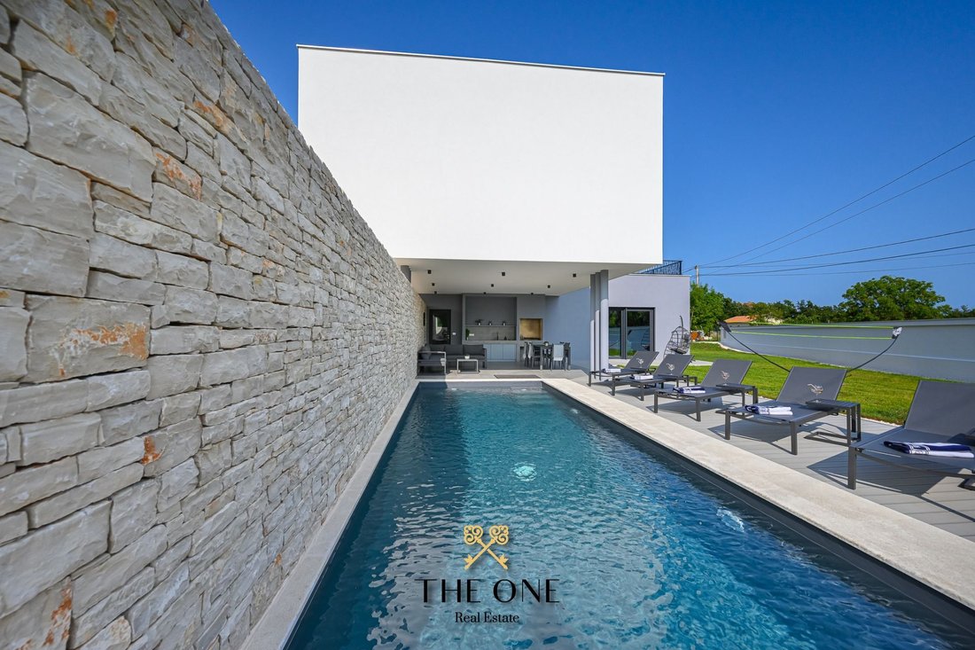 Contemporary New Villa With A Pool – In Svetvinčenat, Istria County ...