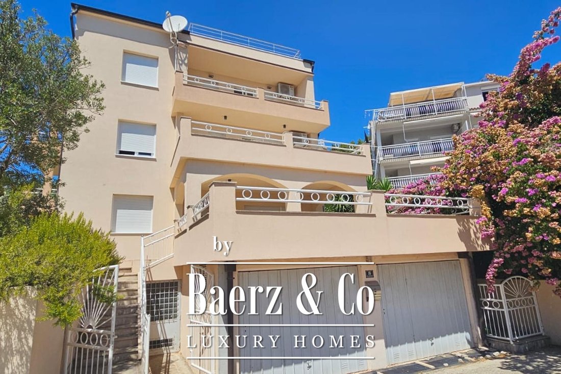 Townhouse in Seget Donji, Split-Dalmatia County, Croatia 1 - 14546453