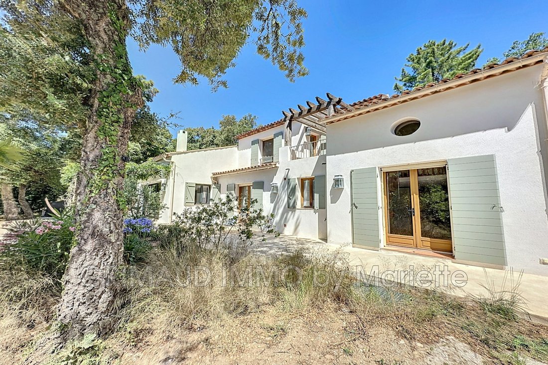 Villa in La Garde-Freinet, Provence-Alpes-Côte d'Azur, France 4 - 14471028