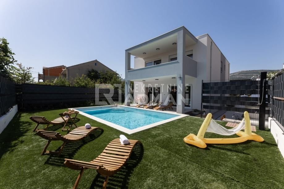 House in Kastel Novi, Split-Dalmatia County, Croatia 2 - 13532507