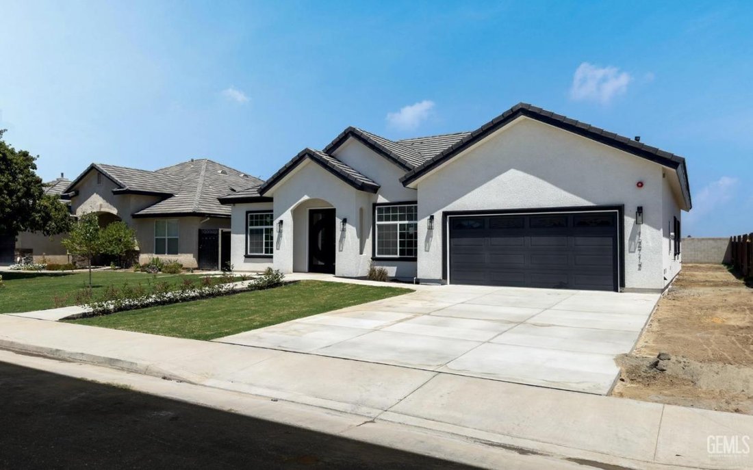 House in Bakersfield, California, United States 4 - 14546157