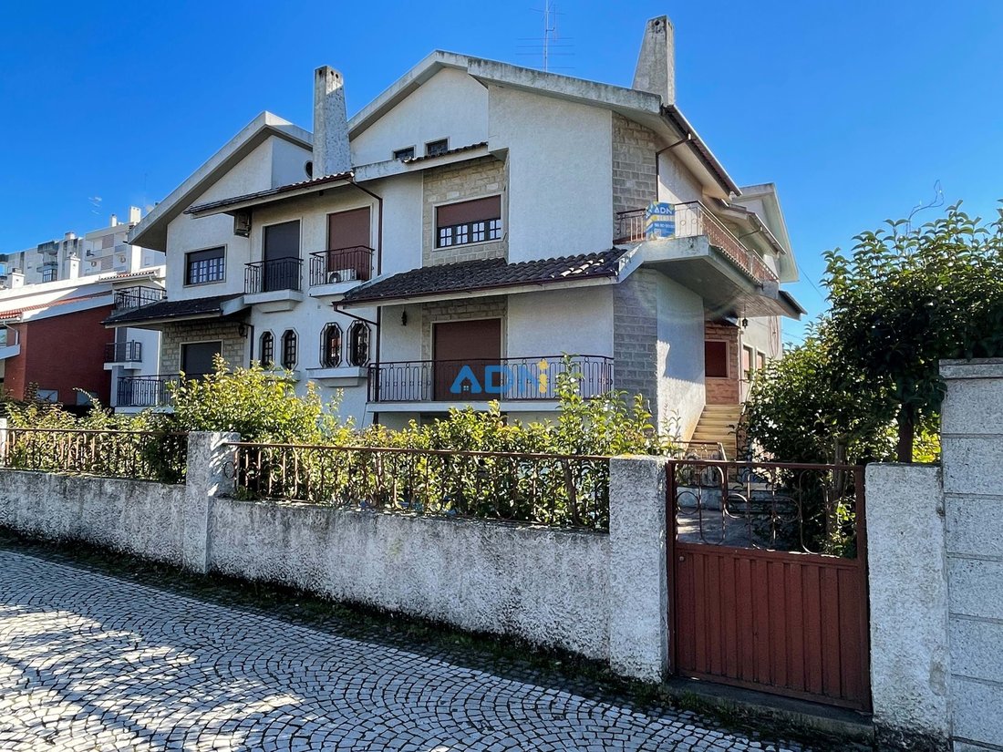Villa in Castelo Branco, Castelo Branco District, Portugal 1 - 12735733