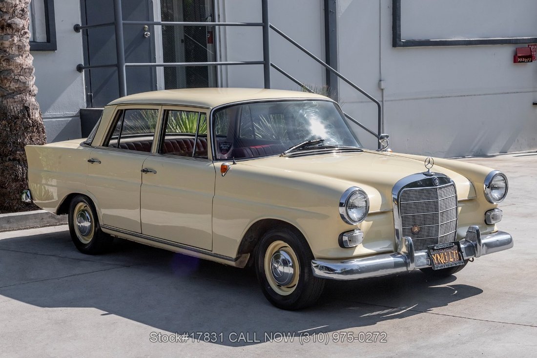 Mercedes-Benz 190D in Los Angeles, CA 3 - 14546907