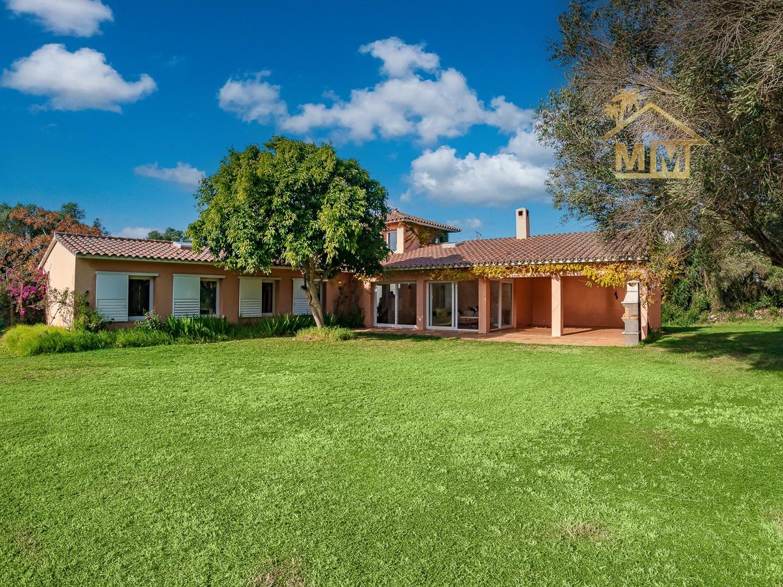 Villa in Mao, Balearic Islands, Spain 3 - 14547854