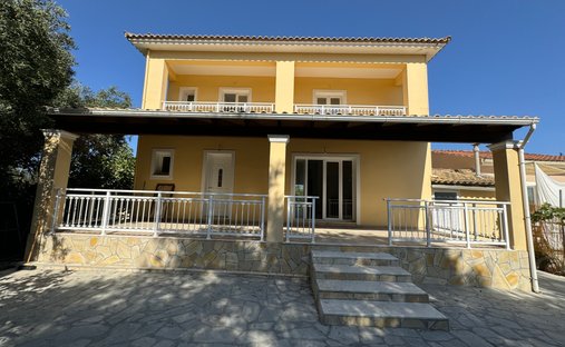 Casa in Corfù, Peloponnese, Western Greece and the Ionian, Grecia 1
