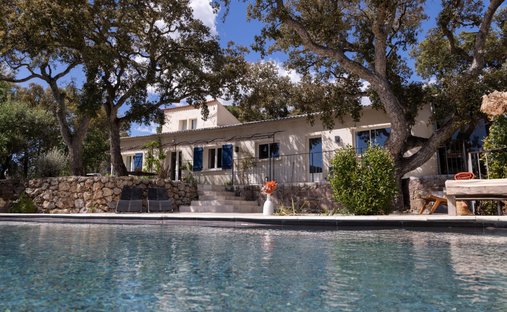 House in Les Adrets-de-l'Estérel, Provence-Alpes-Côte d'Azur, France 1