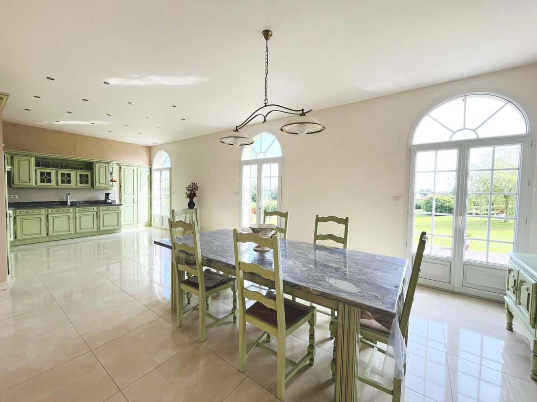 Villa in Villebret, Auvergne-Rhône-Alpes, France 4 - 14552405