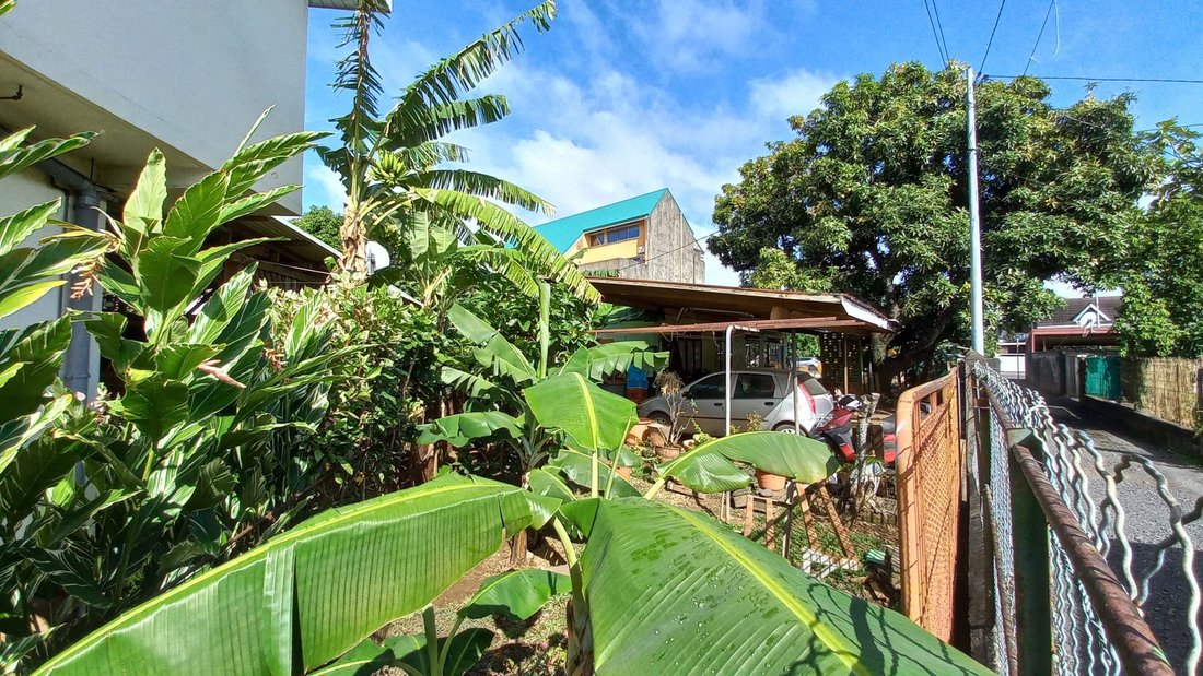 Land in Pape'ete, Windward Islands, French Polynesia 2 - 13504454
