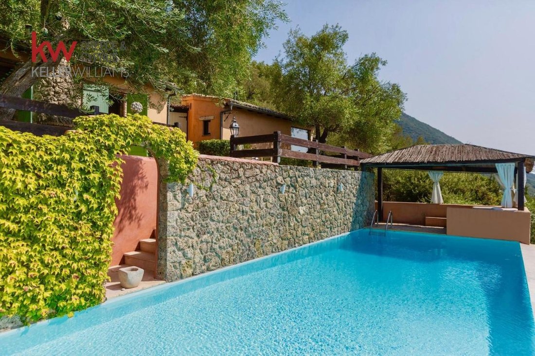 Villa in Corfu, Peloponnese, Western Greece and the Ionian, Greece 4 - 14551392