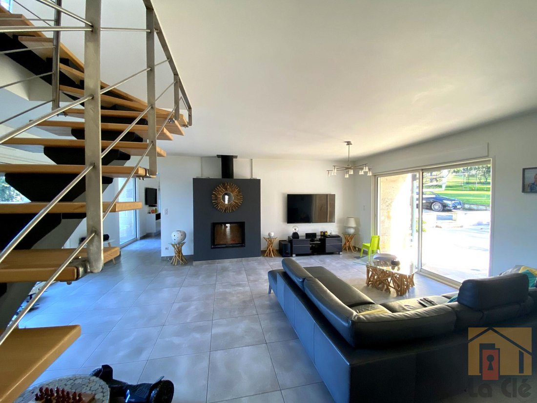 House in Foulayronnes, Nouvelle-Aquitaine, France 5 - 12845056