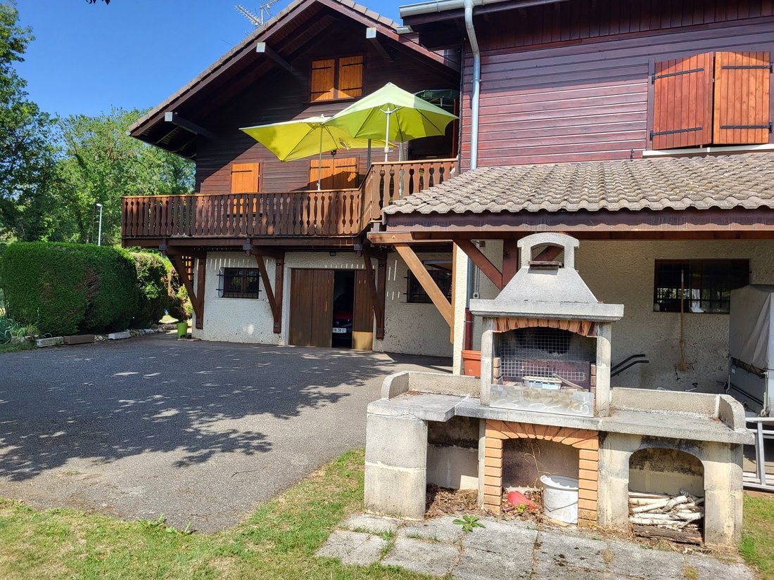 Chalet in Thoiry, Auvergne-Rhône-Alpes, France 2 - 14374857