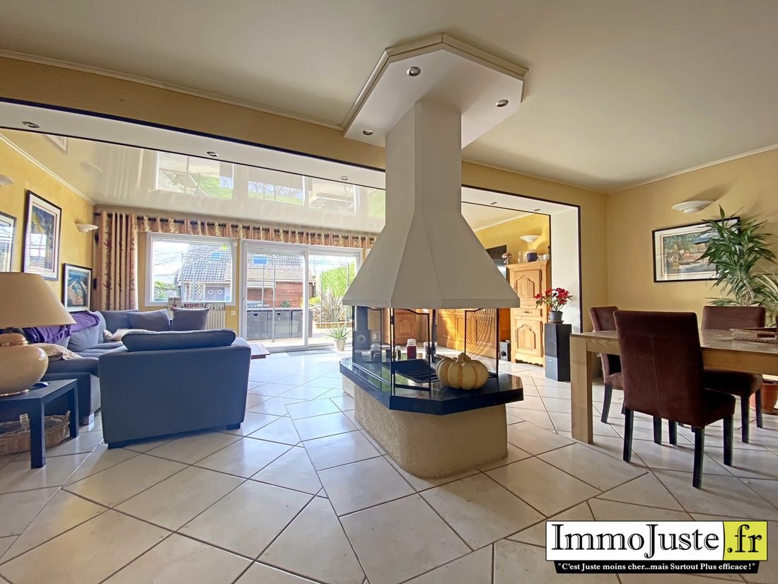 House in Les Essarts-le-Roi, Ile-de-France, France 5 - 13878706